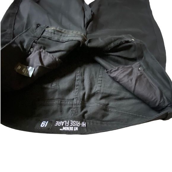 NWT HT Denim Flared Bell Bottom Jeans Size 19 Black Hi-Rise Grunge Y2K Urban - Picture 13 of 16